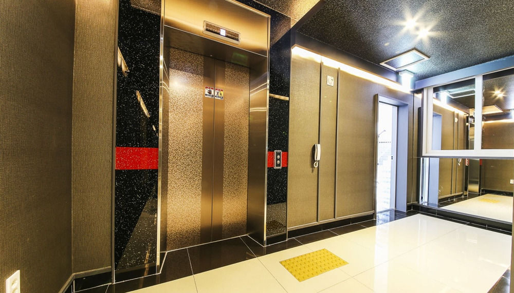 Dome Hotel Gwangju Metropolitan City Екстер'єр фото