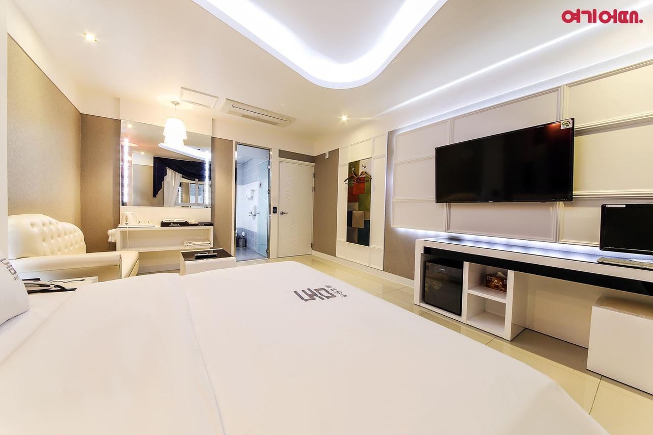 Dome Hotel Gwangju Metropolitan City Екстер'єр фото