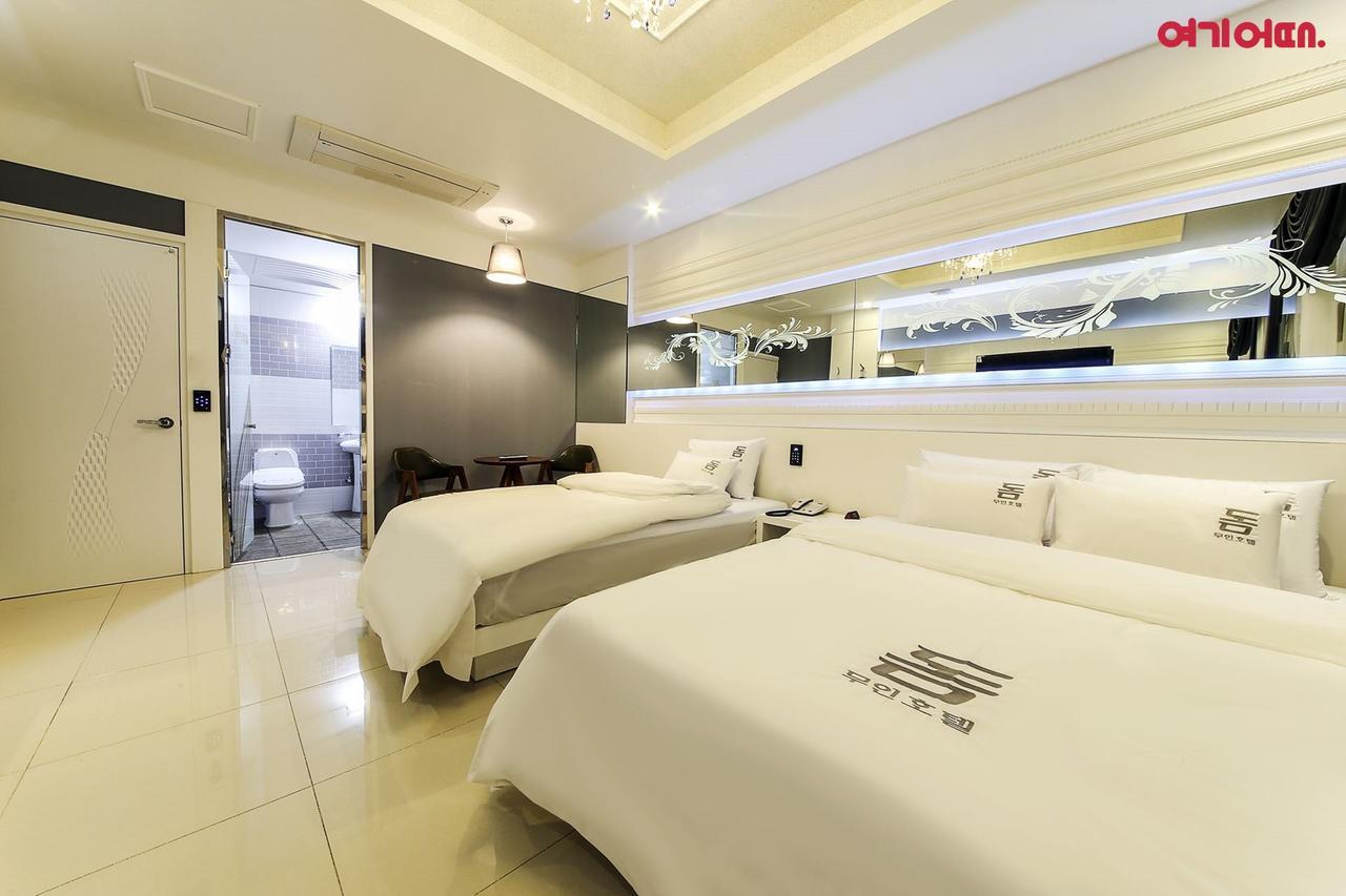 Dome Hotel Gwangju Metropolitan City Екстер'єр фото