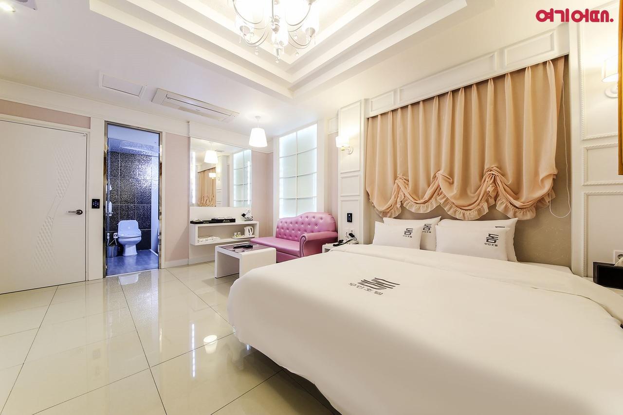 Dome Hotel Gwangju Metropolitan City Екстер'єр фото